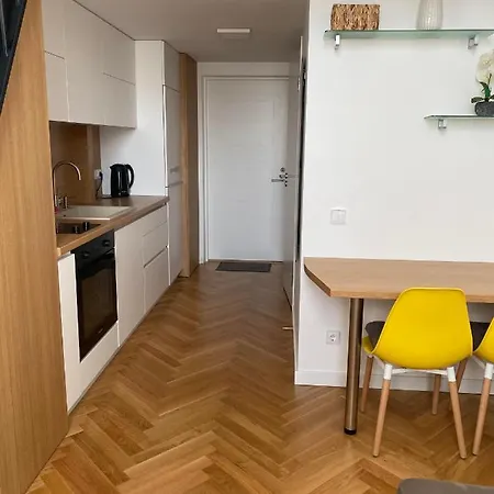 Loft In City Center-prime Apartment *